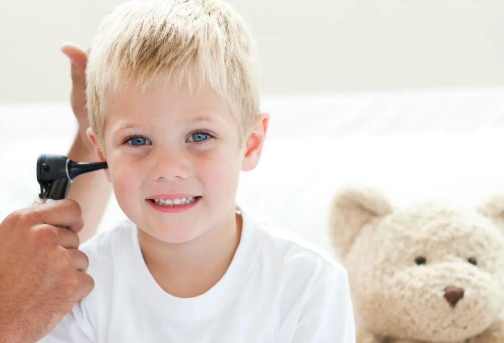 surdité enfant